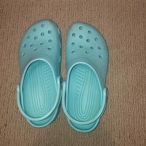 Women’s Crocs (Teal) Size 7